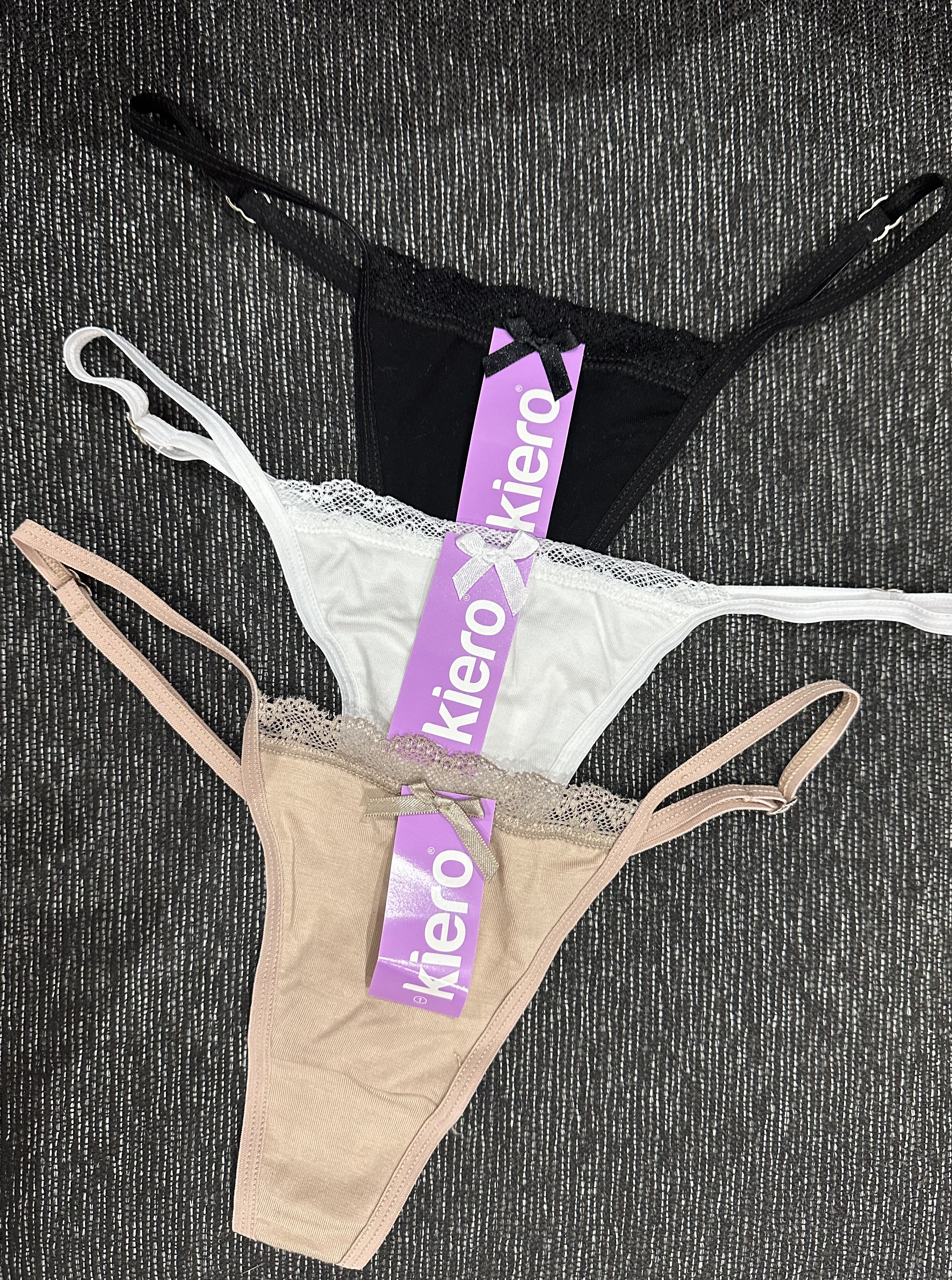 LadyVictoria - Lenceria por mayor - 2 u Tanga cola Less Regulable de Alg y Lycra 