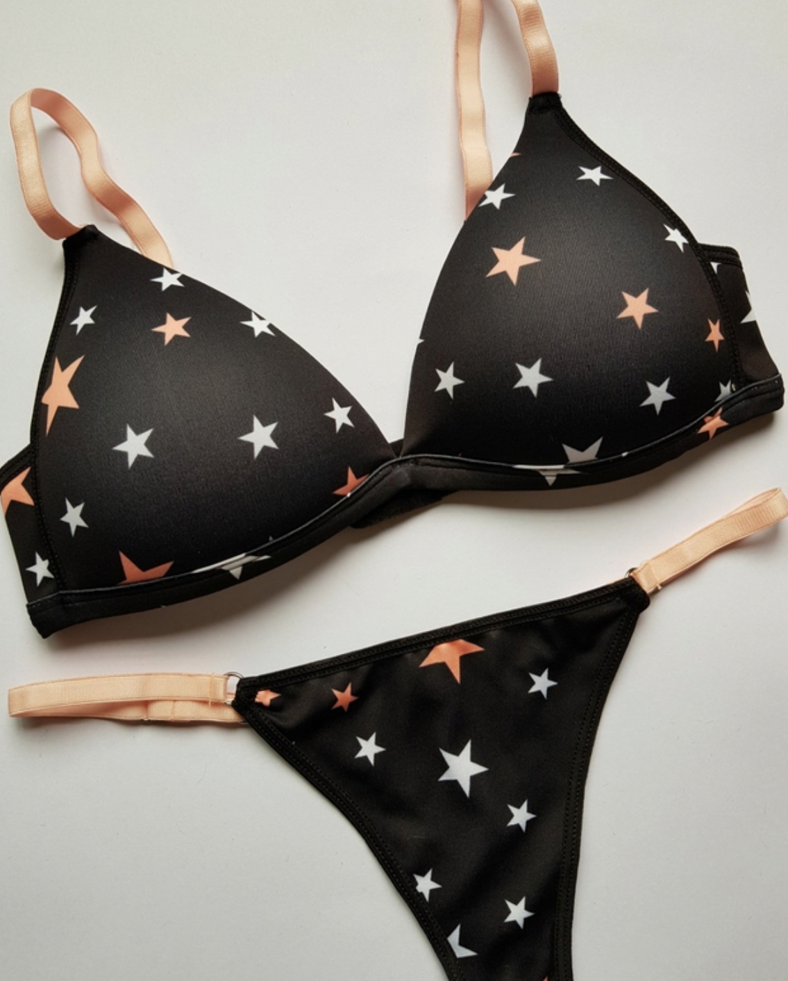 LadyVictoria - Lenceria por mayor -  Conjunto Triangulito soft y less Regulable 