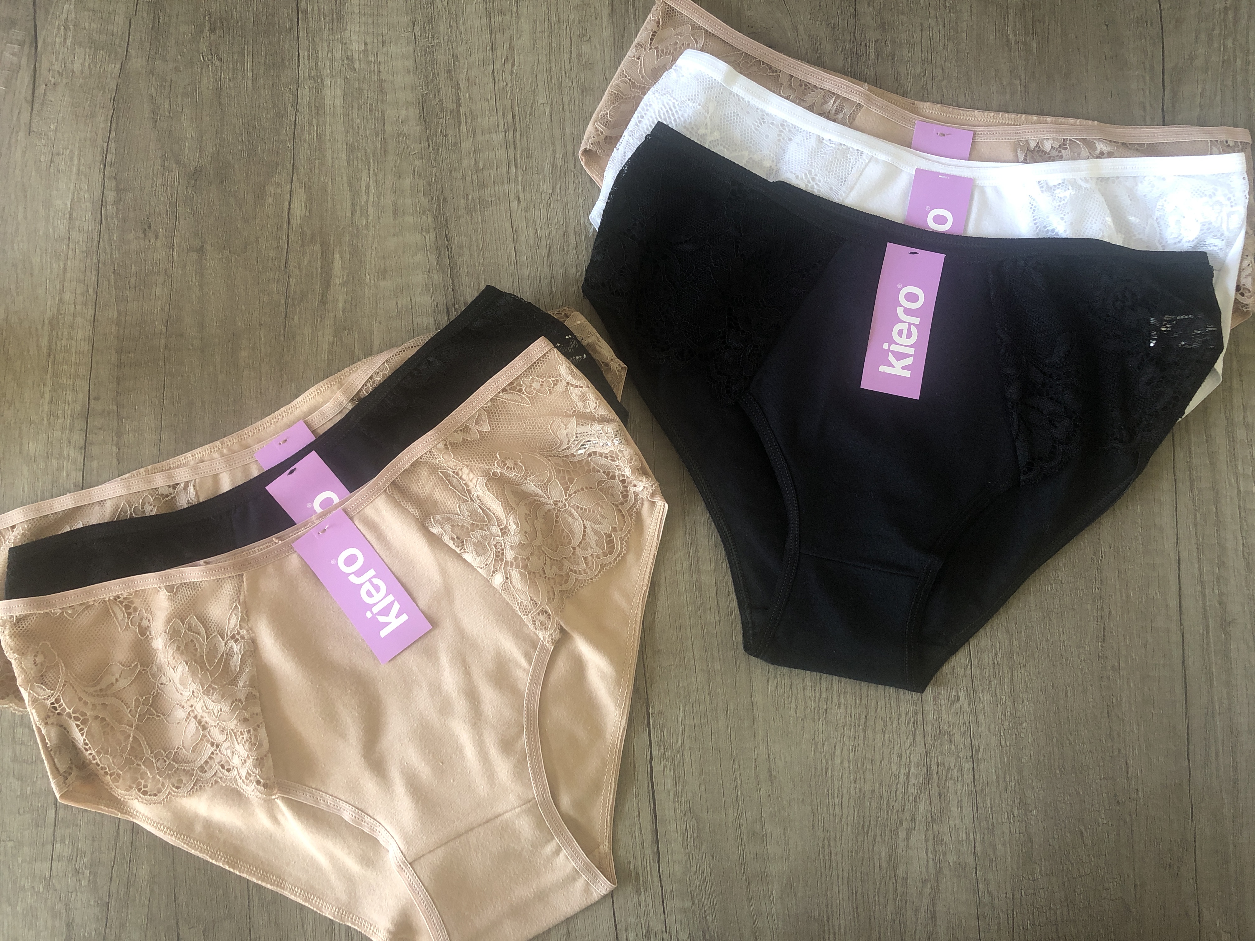 LadyVictoria - Lenceria por mayor - Bombacha Tiro Corto Alg y Lycra c/ Puntilla