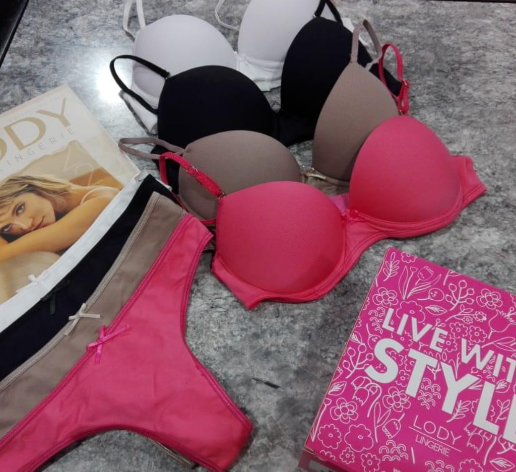 LadyVictoria - Lenceria por mayor - CONJUNTO TAZA SOFT CON BASE 