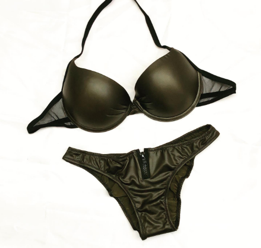 LadyVictoria - Lenceria por mayor - Bikini ENGOMADA  Soft CON CIERRE